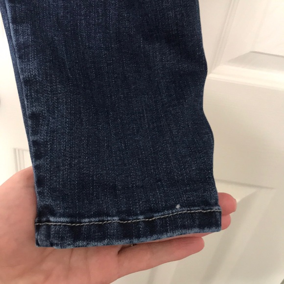 Maurice’s high waist, button-up stretchy jean. - Picture 5 of 6